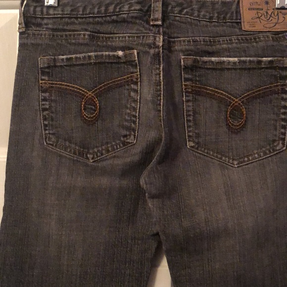 Roxy faded black jeans Jrs 5 stretchy, boot cut, low rise - Picture 1 of 8